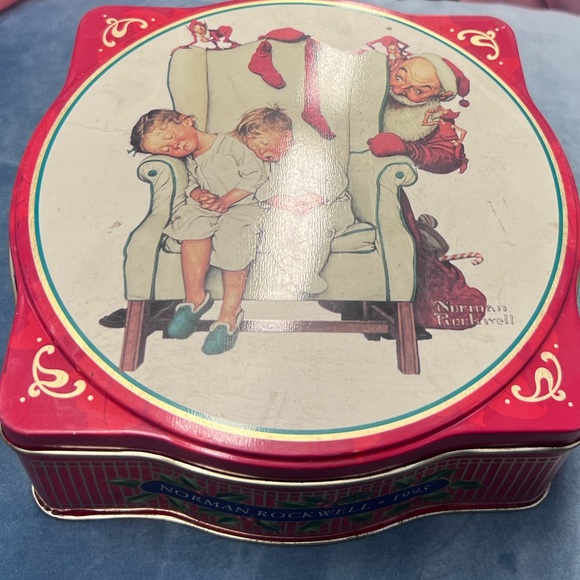 Vintage Snickers Tin Norman Rockwell Christmas Tin 1995 Edition Metal Canister - Picture 7 of 7